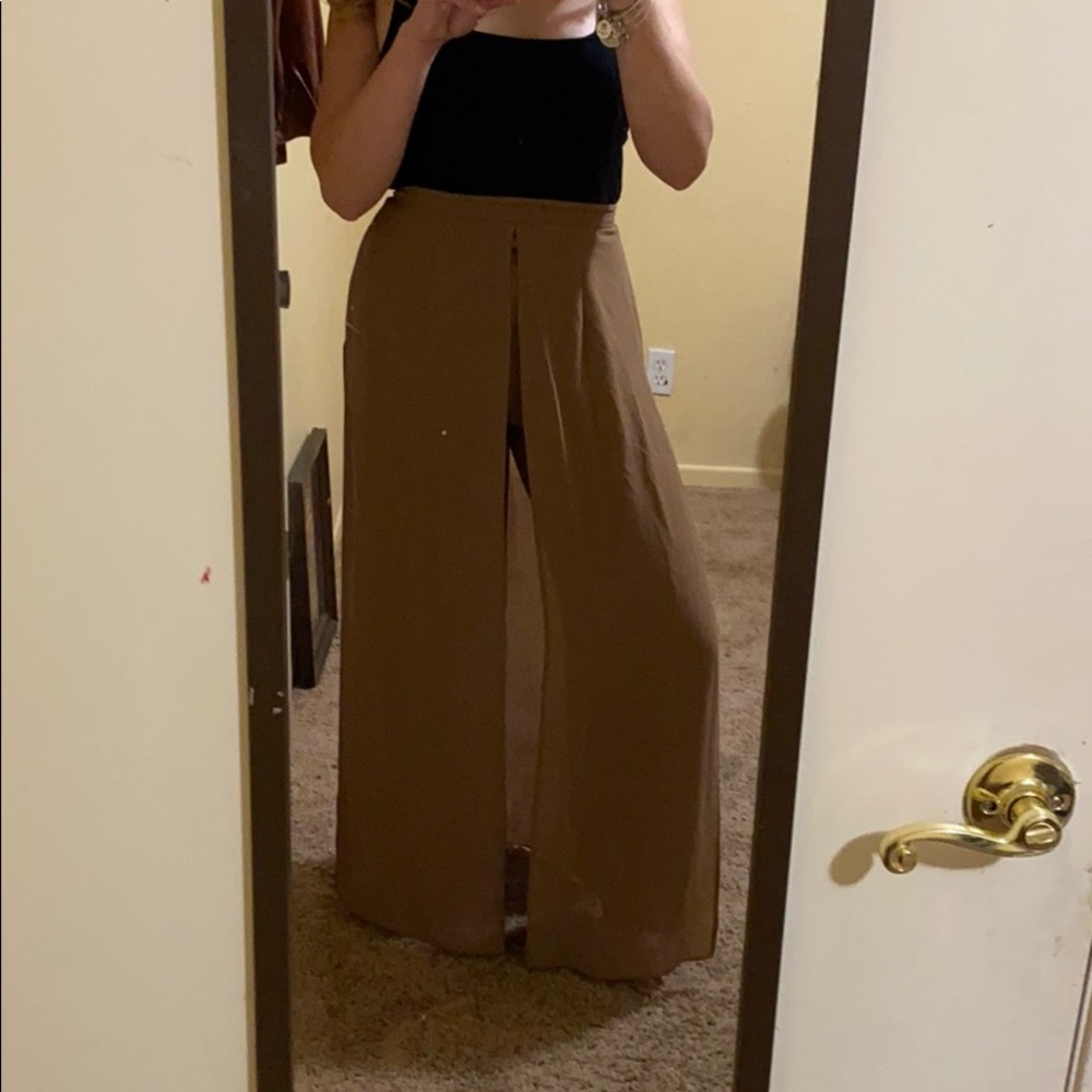Ribcoff beige culottes (pant/skirt) size 4